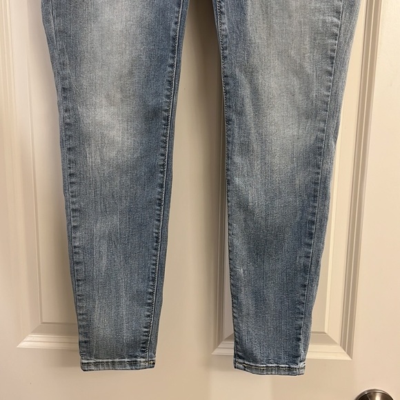 Denizen by Levi’s ladies jean jeggings - Picture 4 of 9